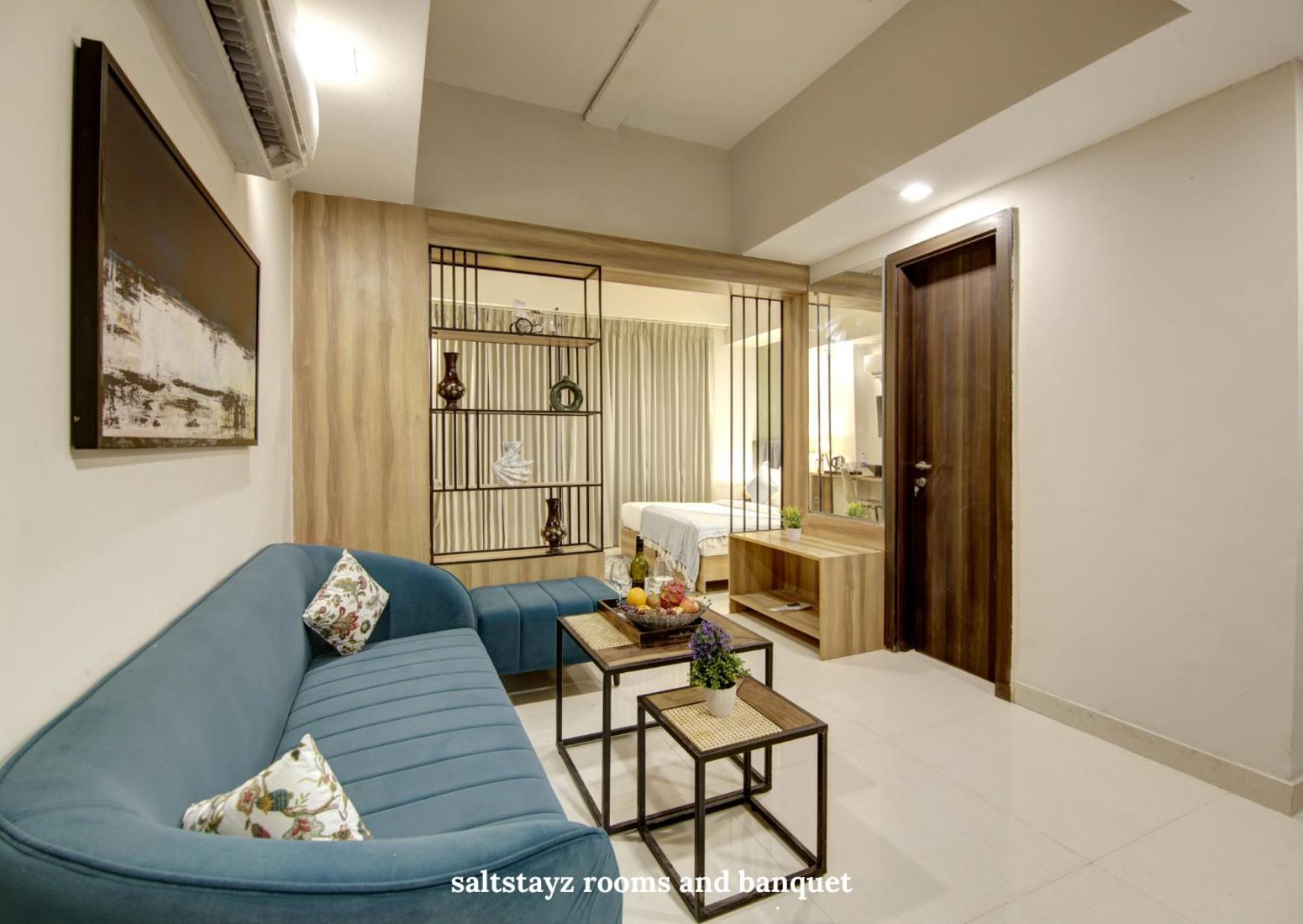 Saltstayz Premier Executive Serviced Apartment - Golf Course Extension Road Gurgáon Exteriér fotografie